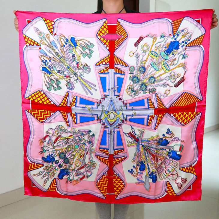 Factory Direct Cheaper Price Digital Print Silk Square Scarf with Best Quality