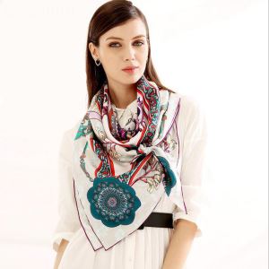 Quality Silk Twill Scarves Supplier Hand Hem Rolling